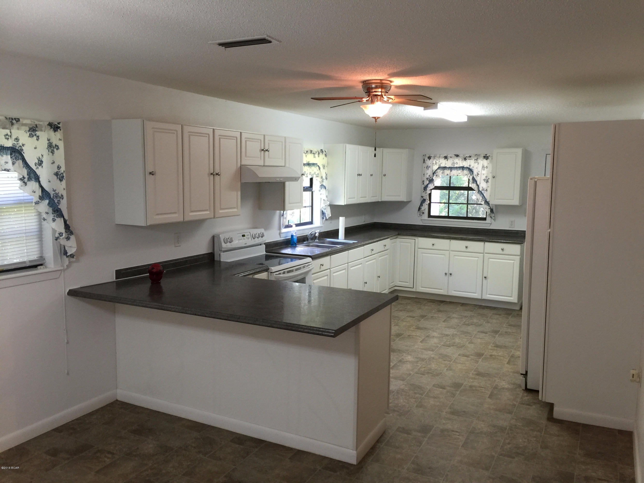 1464 Malcolm Taylor Road Bonifay, FL 32425 - Photo 8 of 22 Gallery Image 8