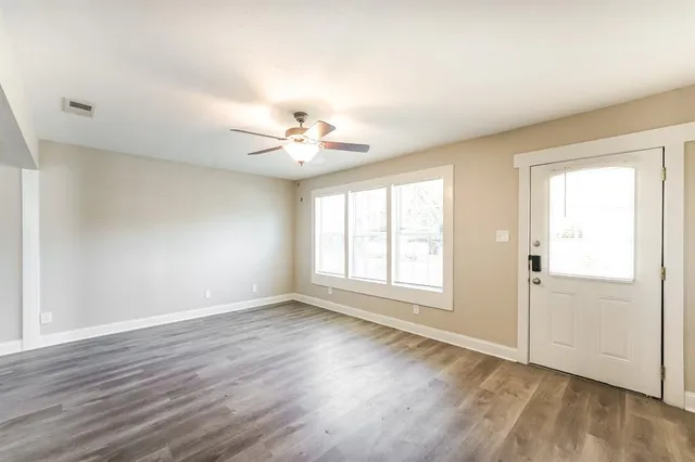 $1,635 | 102 Barton Street, Crandall, TX 75114