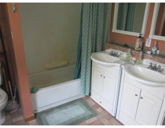 1058 Old Turnpike Road Oakham, MA 01068 - Photo 7 of 10 Gallery Image 7
