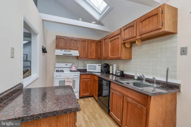 $4,000 | 5496 York Rd., Unit CARRIAGE, Doylestown, PA 18902