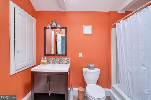 $4,000 | 5496 York Rd., Unit CARRIAGE, Doylestown, PA 18902