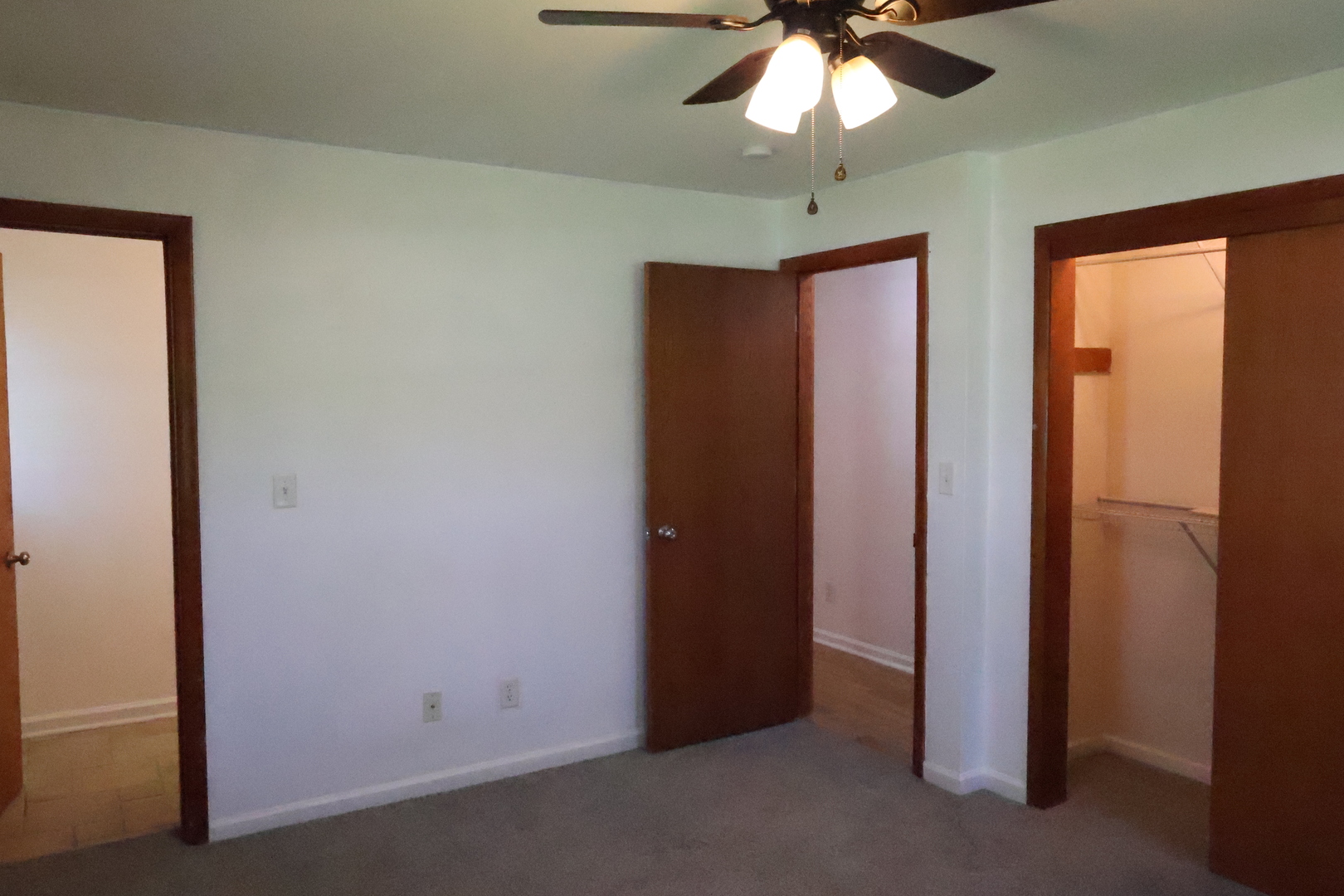 2951 Lowe Road Kankakee, IL 60901 - Photo 12 of 21 Gallery Image 12