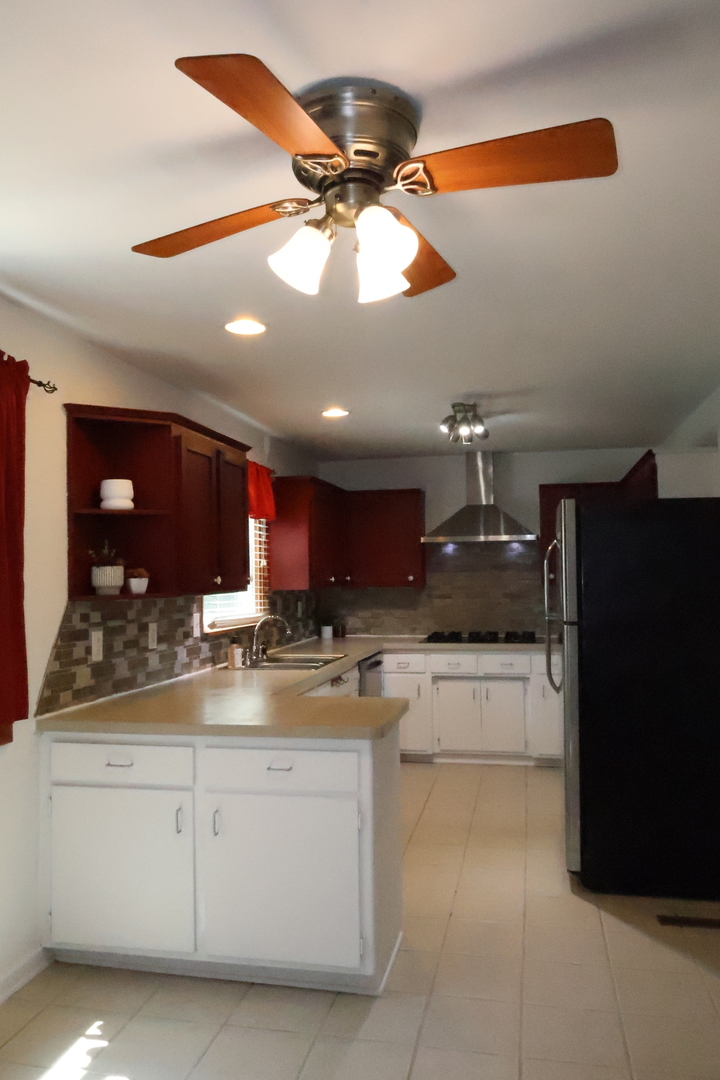 2951 Lowe Road Kankakee, IL 60901 - Photo 8 of 21 Gallery Image 8