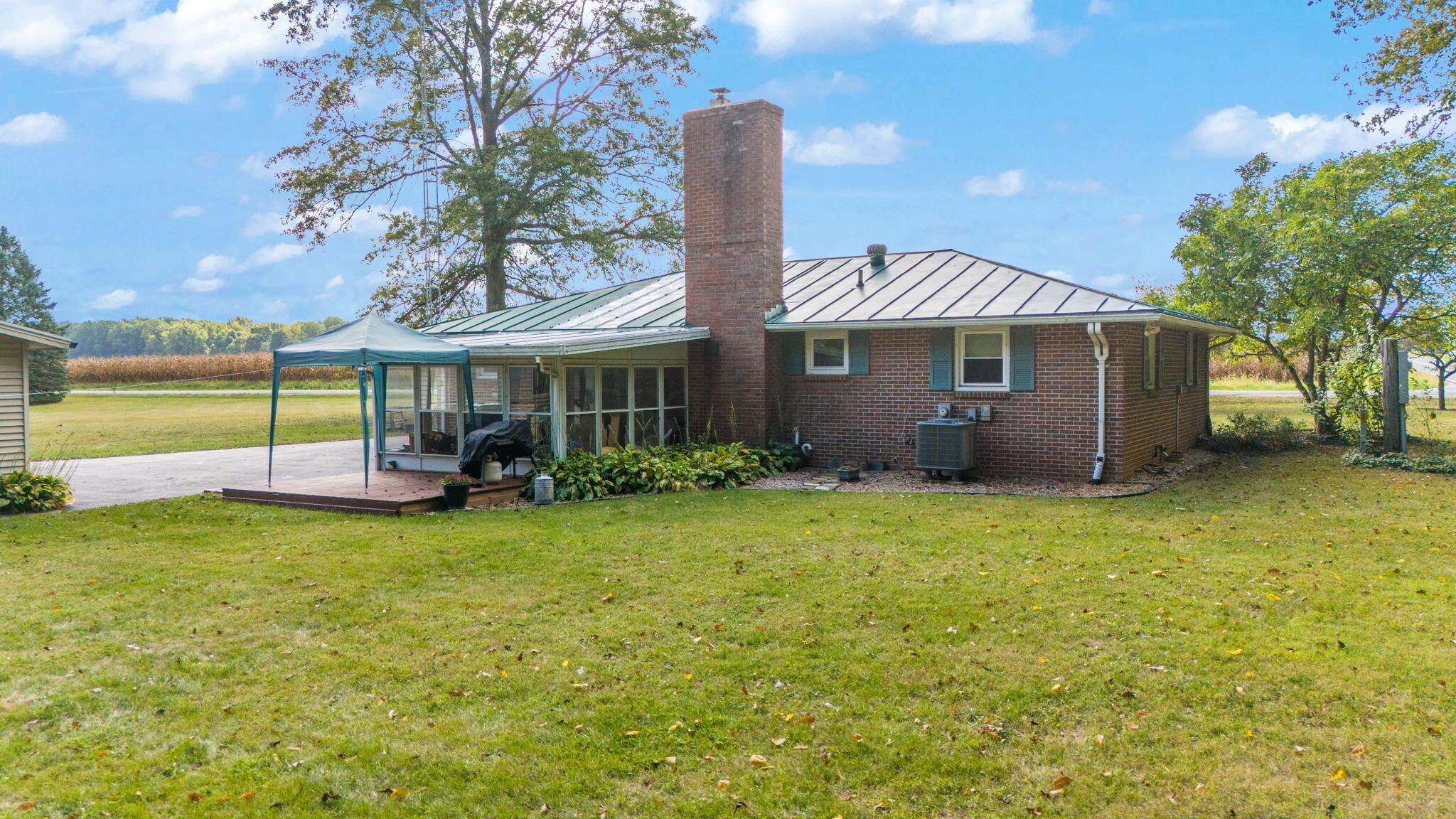 6073 Wickham Road Sycamore, OH 44882 - Photo 40 of 55 48-web-or-mls-DJI_20240925114640_0247_D