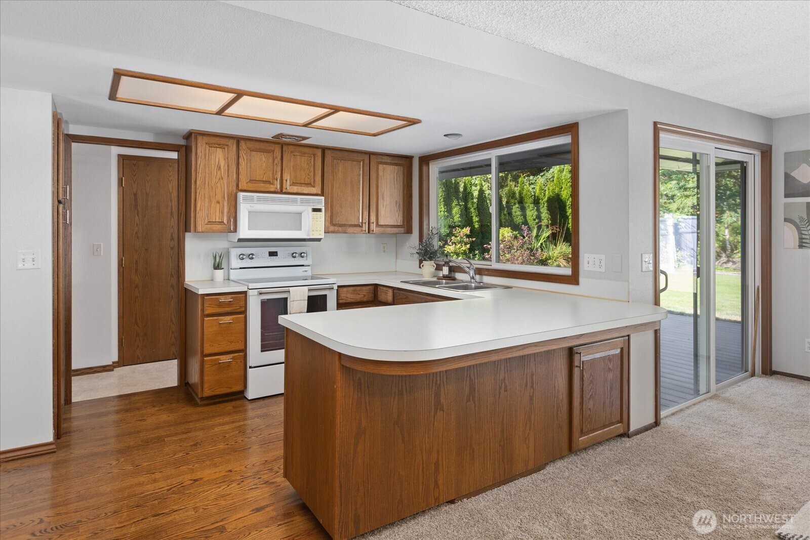 628 Russell Road Snohomish, WA 98290 - Photo 15 of 26 Gallery Image 15