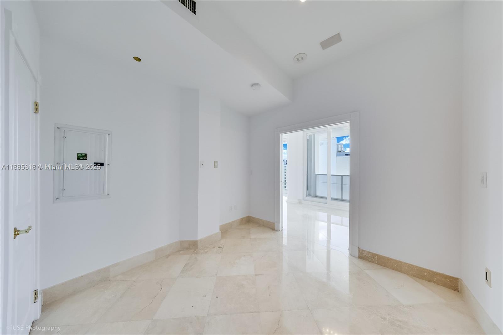 100 Lincoln Road, Unit PH12 Miami Beach, FL 33139 - Photo 20 of 41 a view of an empty room