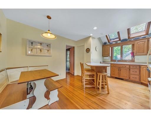 70 Wexford Street Springfield, MA 01118 - Photo 7 of 28 Gallery Image 7