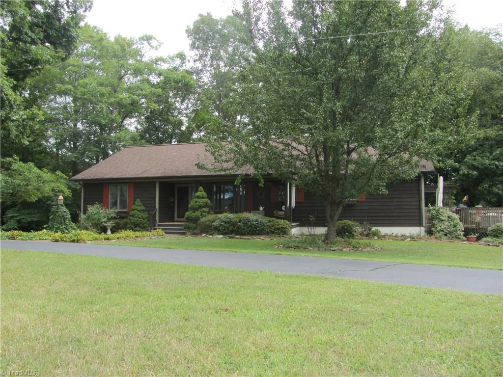 1870 Reynolds Road Madison, NC 27025 - Photo 3 of 5
