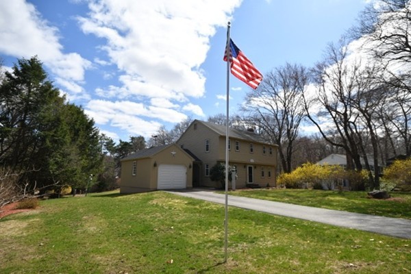 12 Bannister Road Andover, MA 01810 - Photo 3 of 3 Gallery Image 3