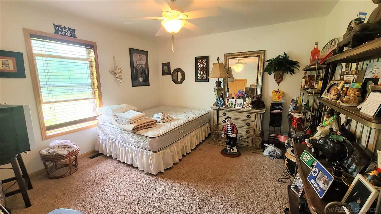 6245 Forester Road Carsonville, MI 48419 - Photo 8 of 31 50044525-7.JPG