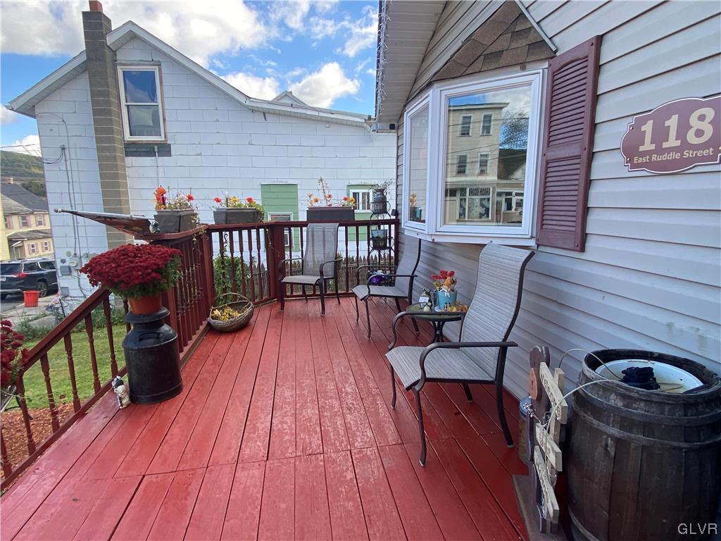 118 East Ruddle Street Coaldale, PA 18218 - Photo 6 of 42 a outdoor space with patio