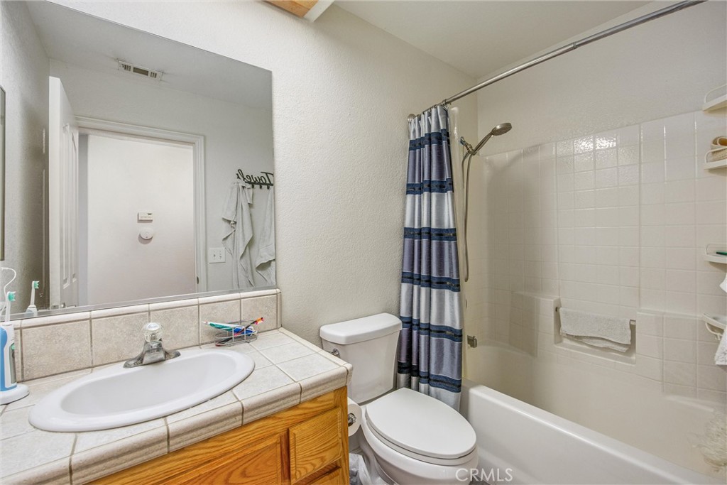 16403 El Centro Road Hesperia, CA 92345 - Photo 27 of 51