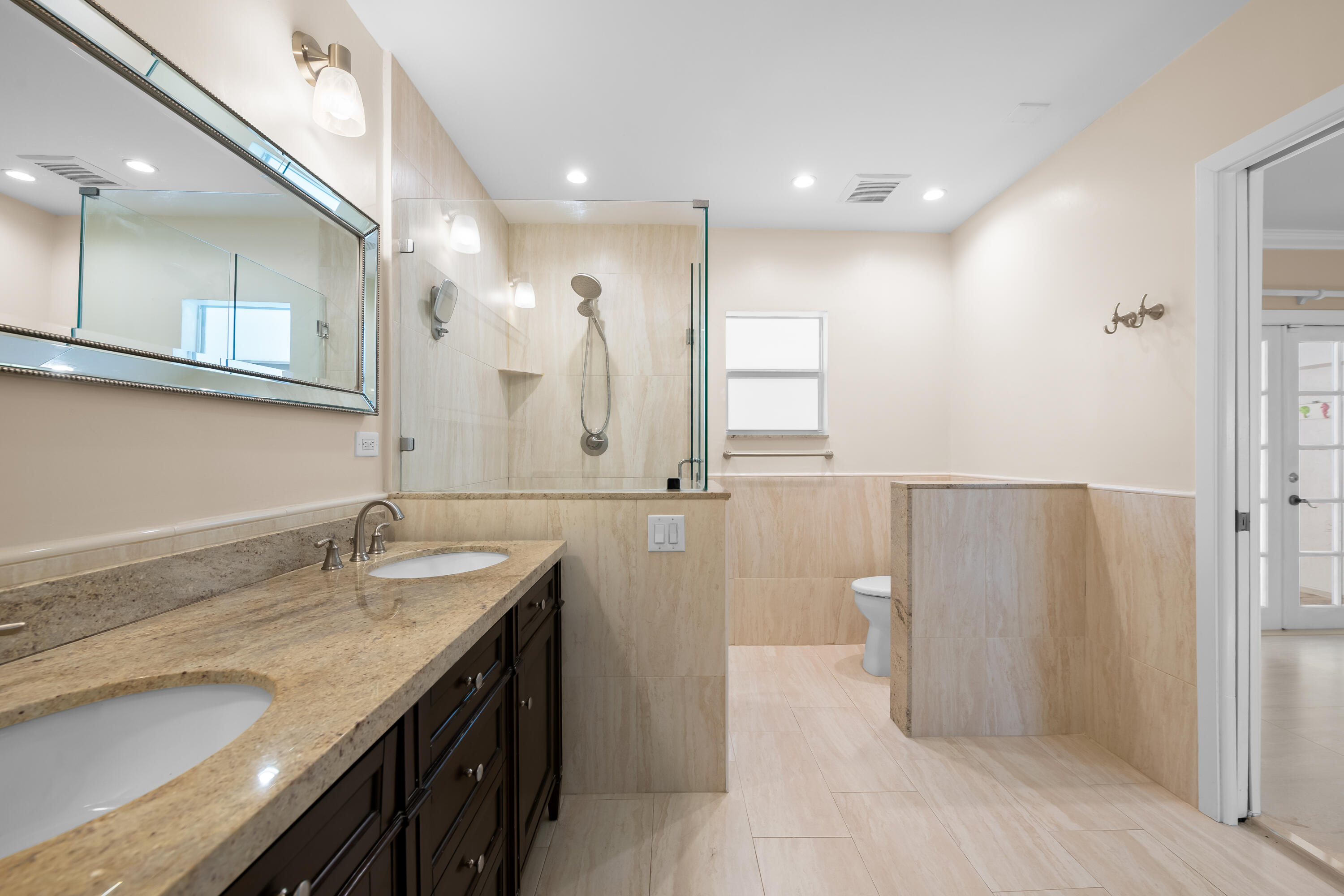 5720 Southwest 7th Street Plantation, FL 33317 - Photo 16 of 42 Bathroom