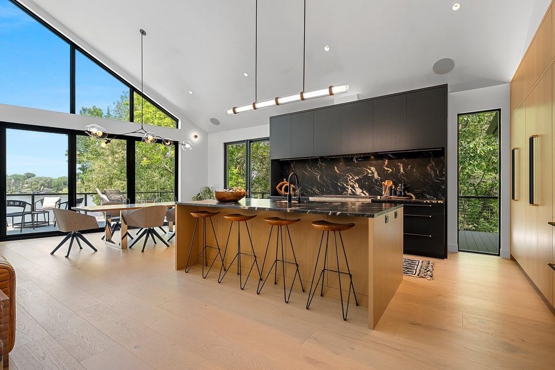 2080 Greenleaf Road De Pere, WI 54115 - Photo 14 of 90