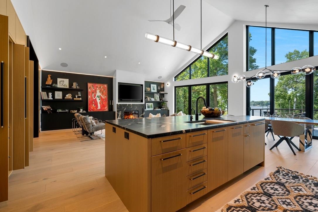 2080 Greenleaf Road De Pere, WI 54115 - Photo 20 of 90