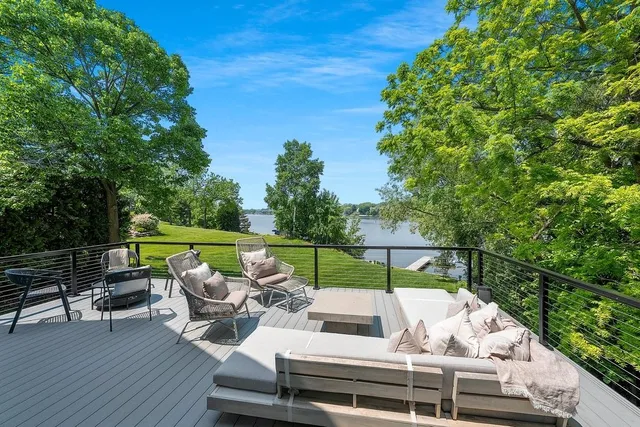 $2,350,000 | 2080 Greenleaf Road, De Pere, WI 54115