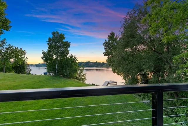 $2,350,000 | 2080 Greenleaf Road, De Pere, WI 54115