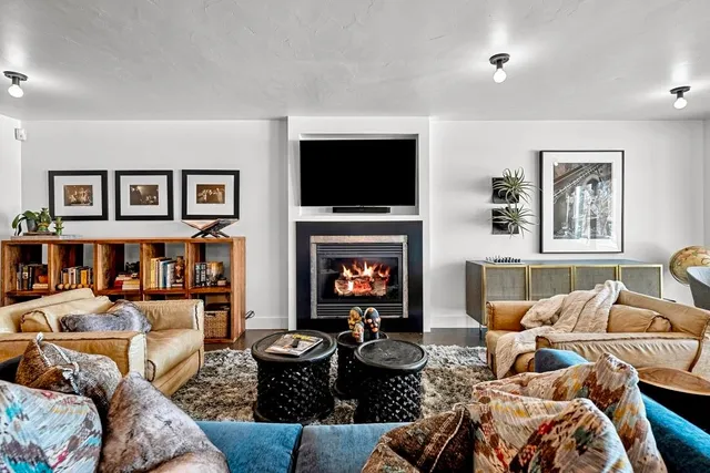 $2,350,000 | 2080 Greenleaf Road, De Pere, WI 54115