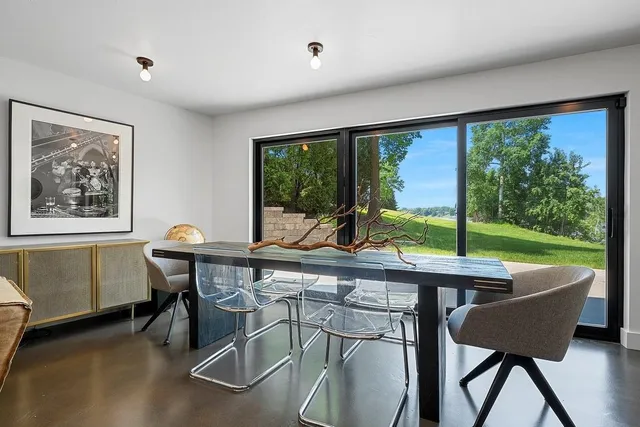 $2,350,000 | 2080 Greenleaf Road, De Pere, WI 54115