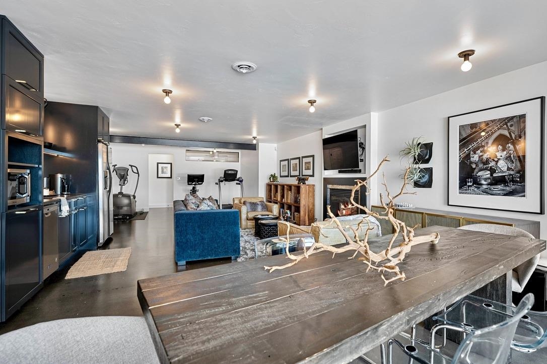 2080 Greenleaf Road De Pere, WI 54115 - Photo 59 of 90