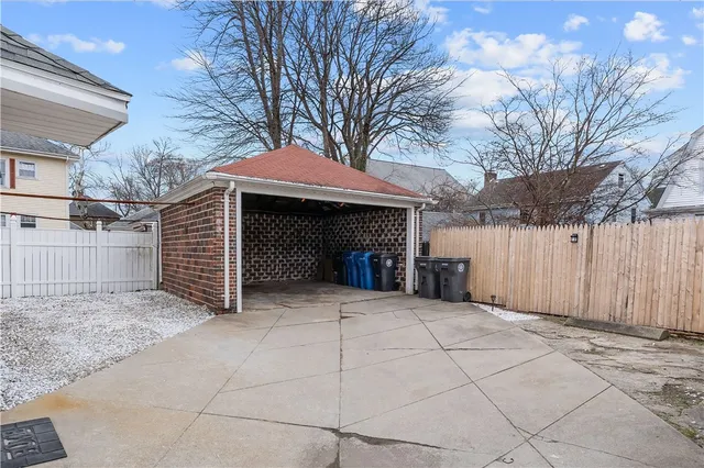 $589,000 | 166 Narragansett Street, Cranston, RI 02905