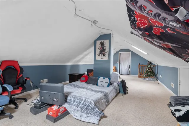 $589,000 | 166 Narragansett Street, Cranston, RI 02905