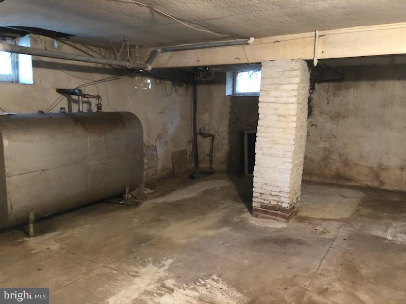 621 Gilham Street Philadelphia, PA 19111 - Photo 14 of 22