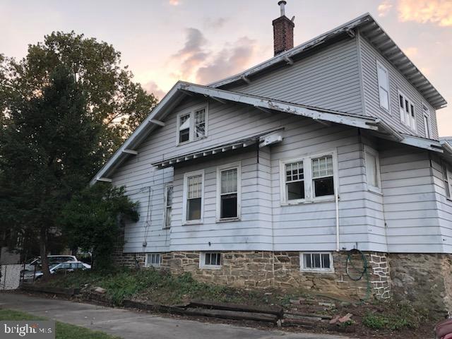 621 Gilham Street Philadelphia, PA 19111 - Photo 9 of 22