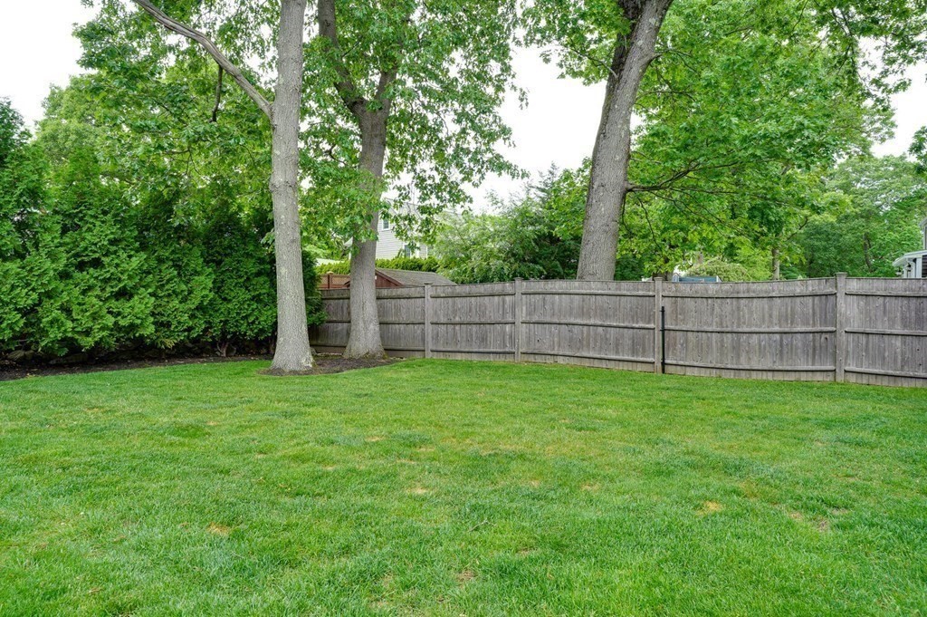 49 Oldham Road Arlington, MA 02474 - Photo 4 of 42