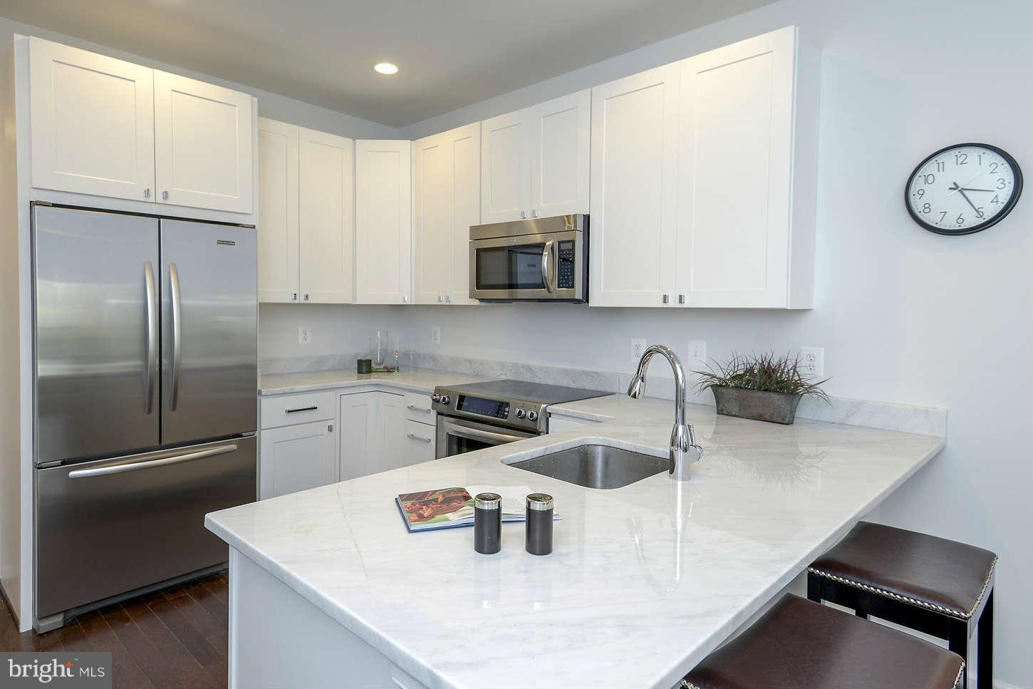 1845 Kalorama Road Northwest, Unit 3 Washington, DC 20009 - Photo 4 of 19 Kitchen