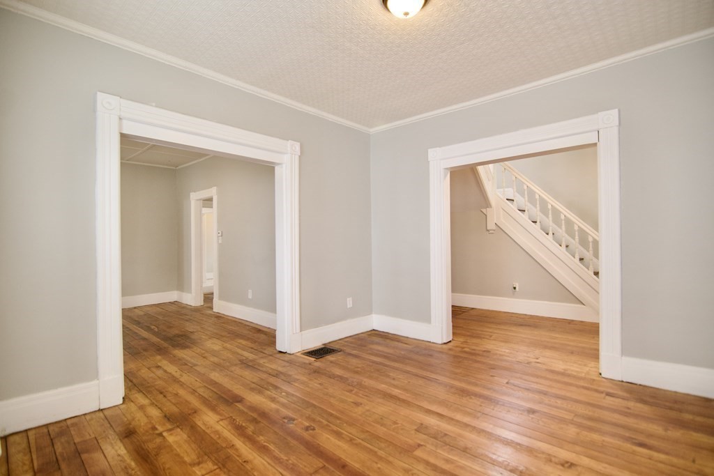 147 Marion Street Springfield, MA 01109 - Photo 16 of 42 Gallery Image 16