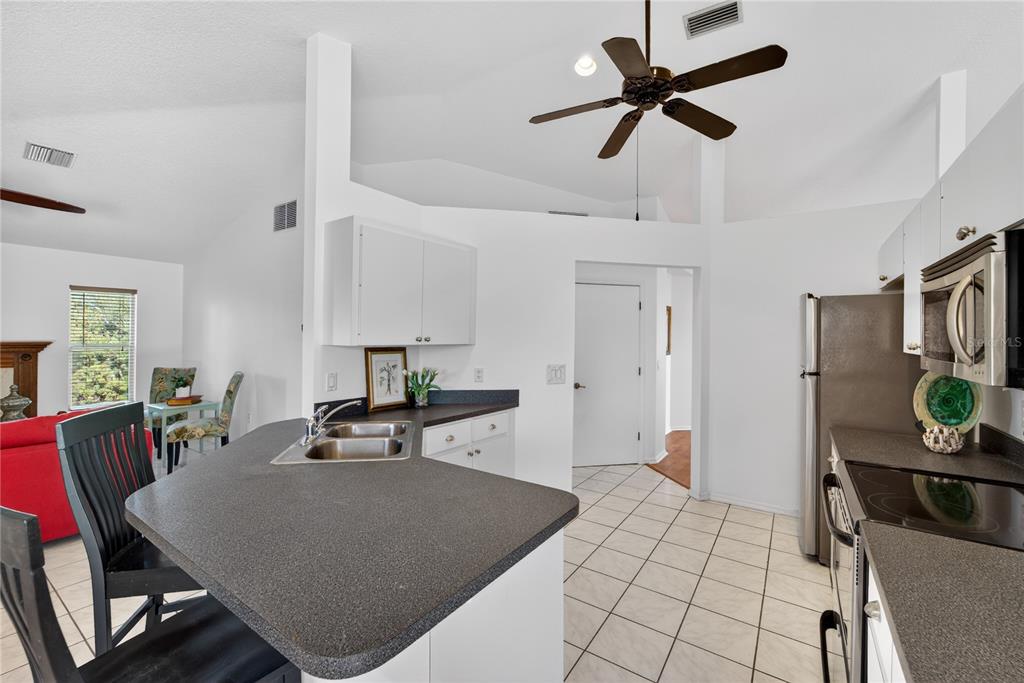 925 Gull Road Venice, FL 34293 - Photo 13 of 66