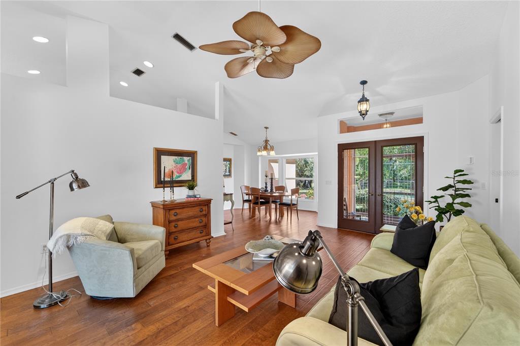 925 Gull Road Venice, FL 34293 - Photo 6 of 66