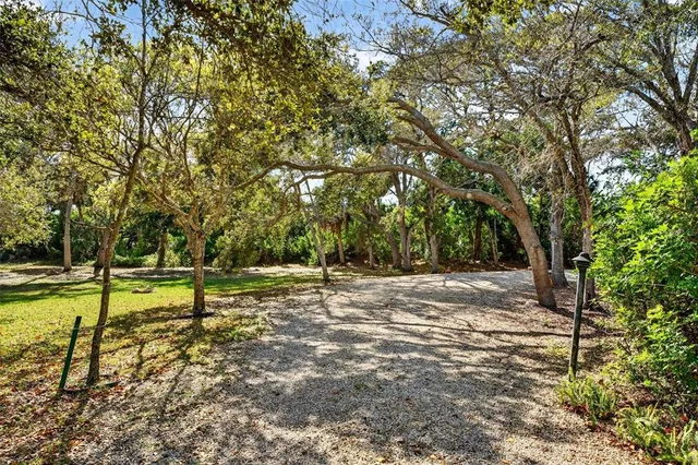 $775,000 | 925 Gull Road, Venice, FL 34293