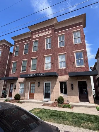 $2,800 | 2112 Acklen Avenue, Unit 201, Nashville, TN 37212