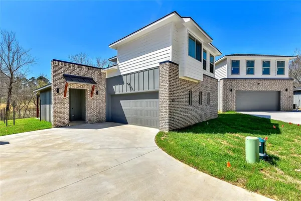 $273,000 | 3260 West Crawford Street, Unit 401, Denison, TX 75020