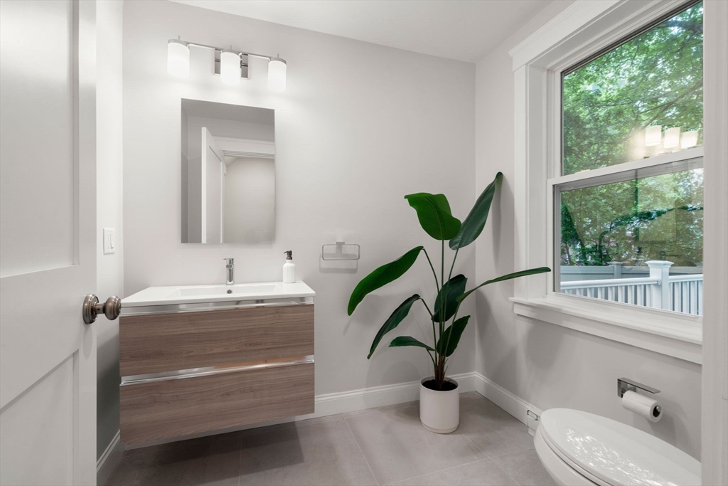 22 Carter Street Newton, MA 02460 - Photo 14 of 26
