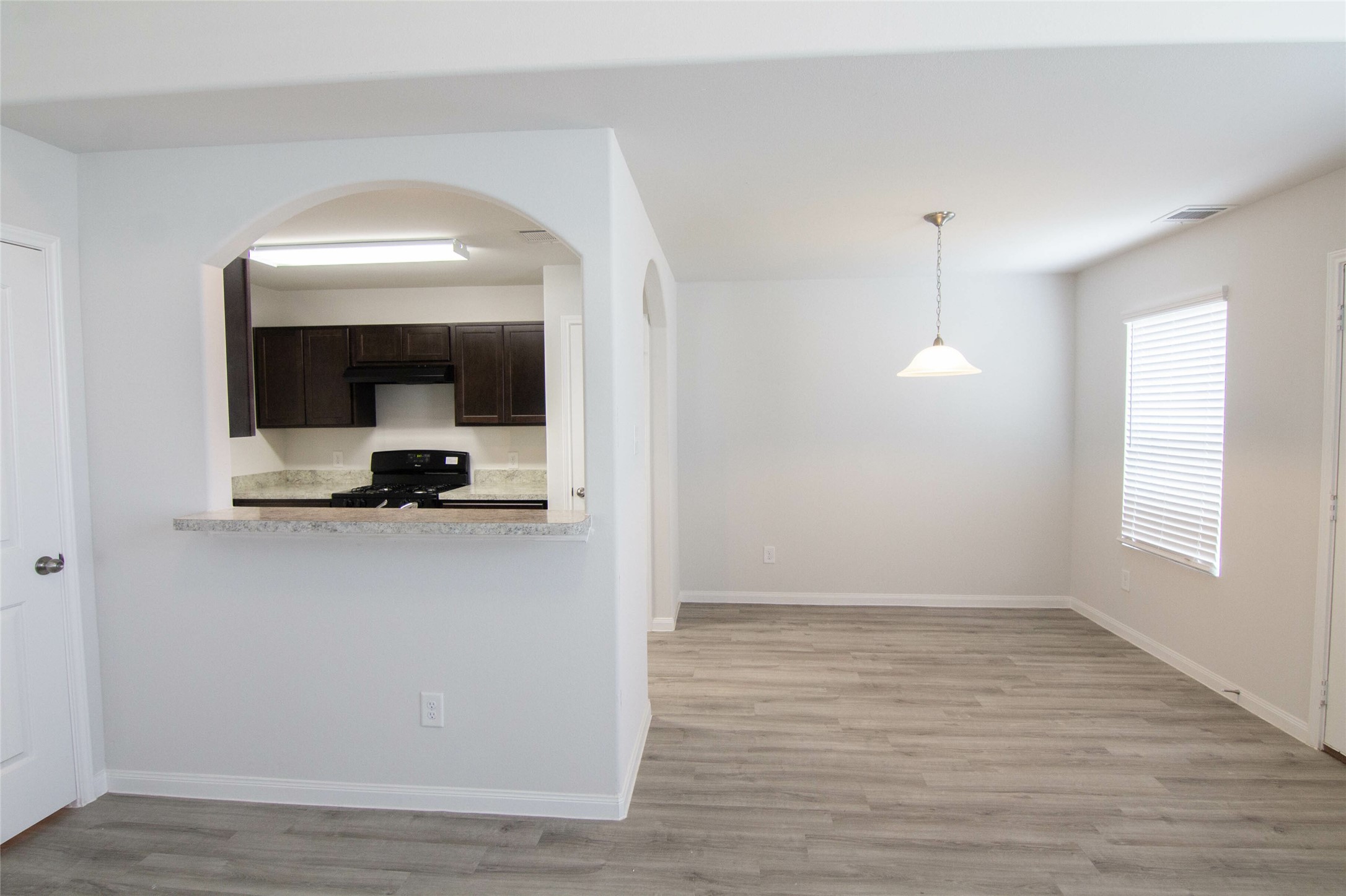 18707 Bell Ravine Drive Katy, TX 77449 - Photo 8 of 16 Photos may be representative of the floor plan and not the exact home. Finishes, layout, and features of the actual property for lease may vary.