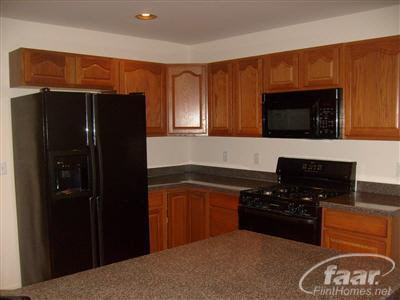 10300 Seymour Road Gaines, MI 48436 - Photo 7 of 22 20267918-6.JPG