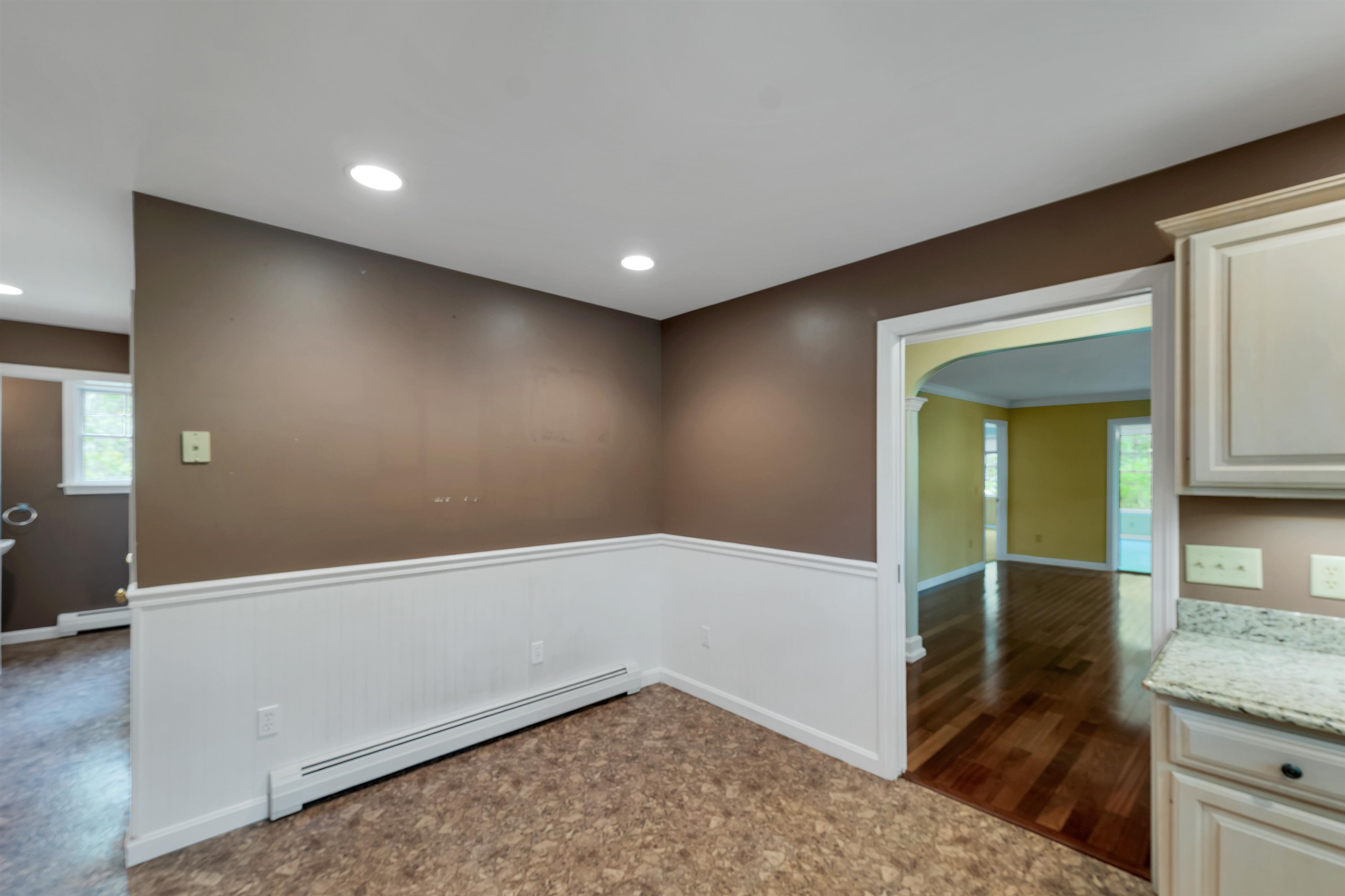 10 Shaws Lane Dover, NH 03820 - Photo 8 of 60