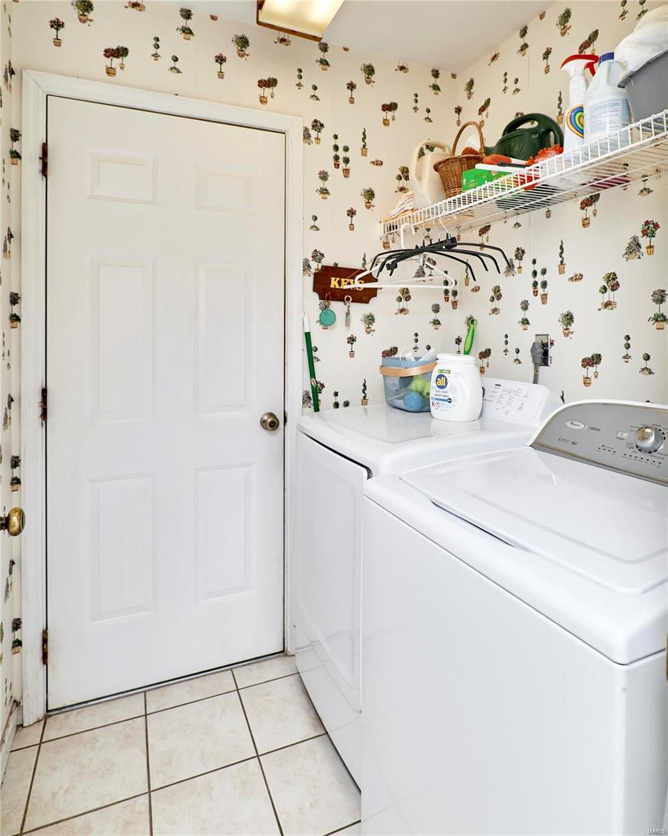 5527 Bourbeuse Common, Unit 6 Weldon Spring, MO 63304 - Photo 17 of 32