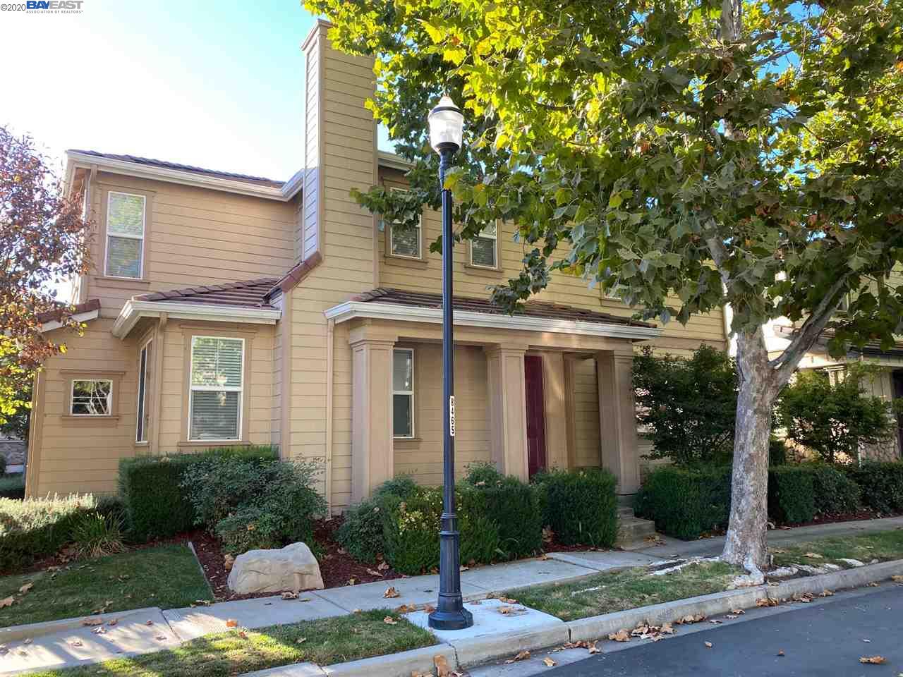 203 Silverstone Common Livermore, CA 94550 - Photo 2 of 4