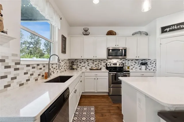 $420,000 | 2813 Shelburne Way, St. Cloud, FL 34772