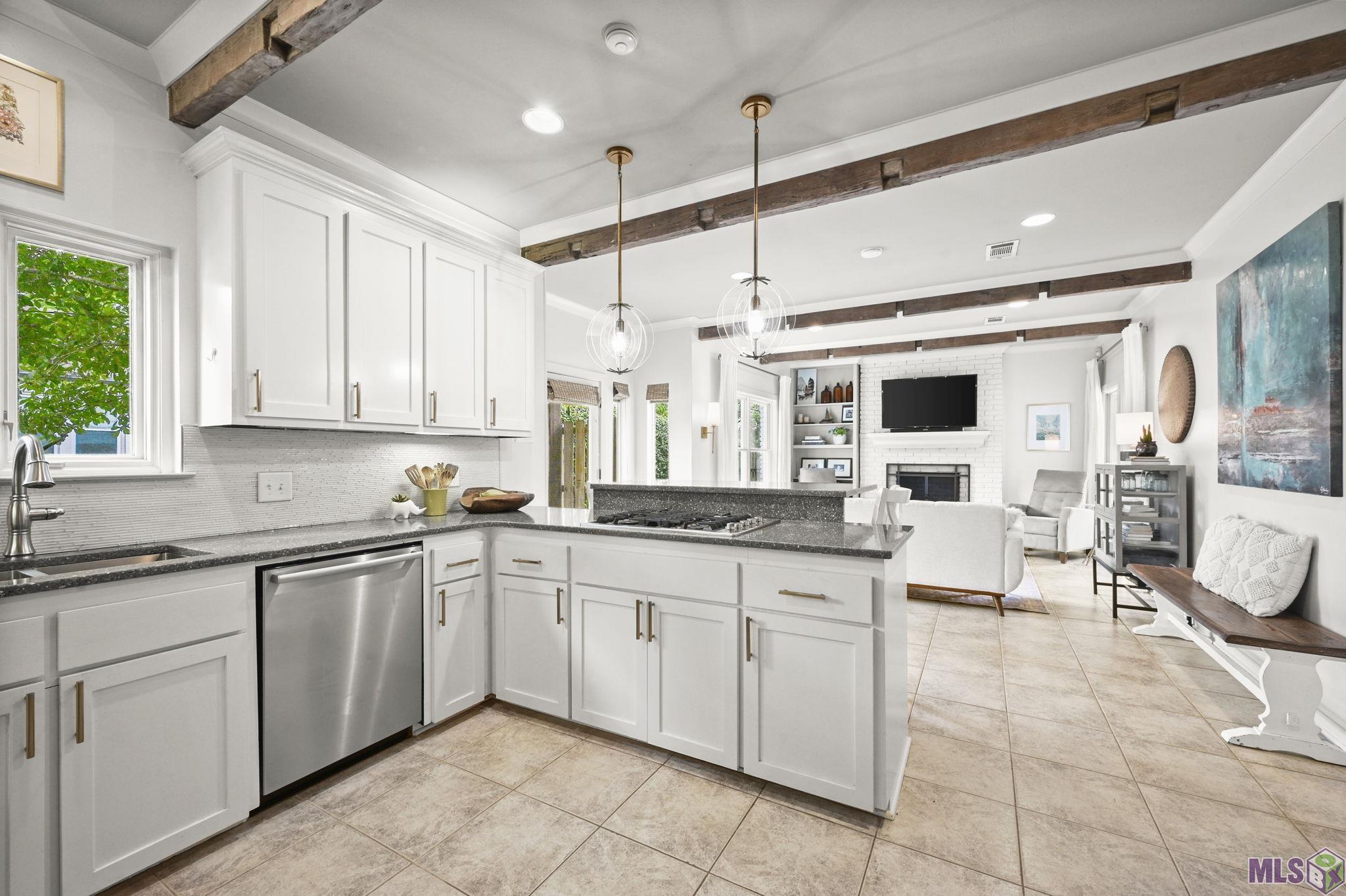 3635 Hyacinth Avenue Baton Rouge, LA 70808 - Photo 9 of 38 Gallery Image 9
