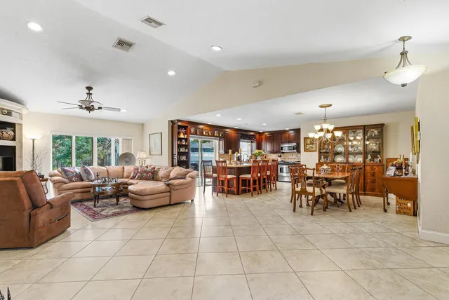 $599,999 | 1491 Northwest 112th Terrace, Coral Springs, FL 33071