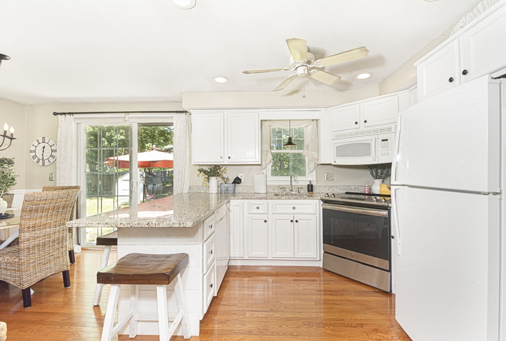 53 Boutelle Road Sterling, MA 01564 - Photo 14 of 34