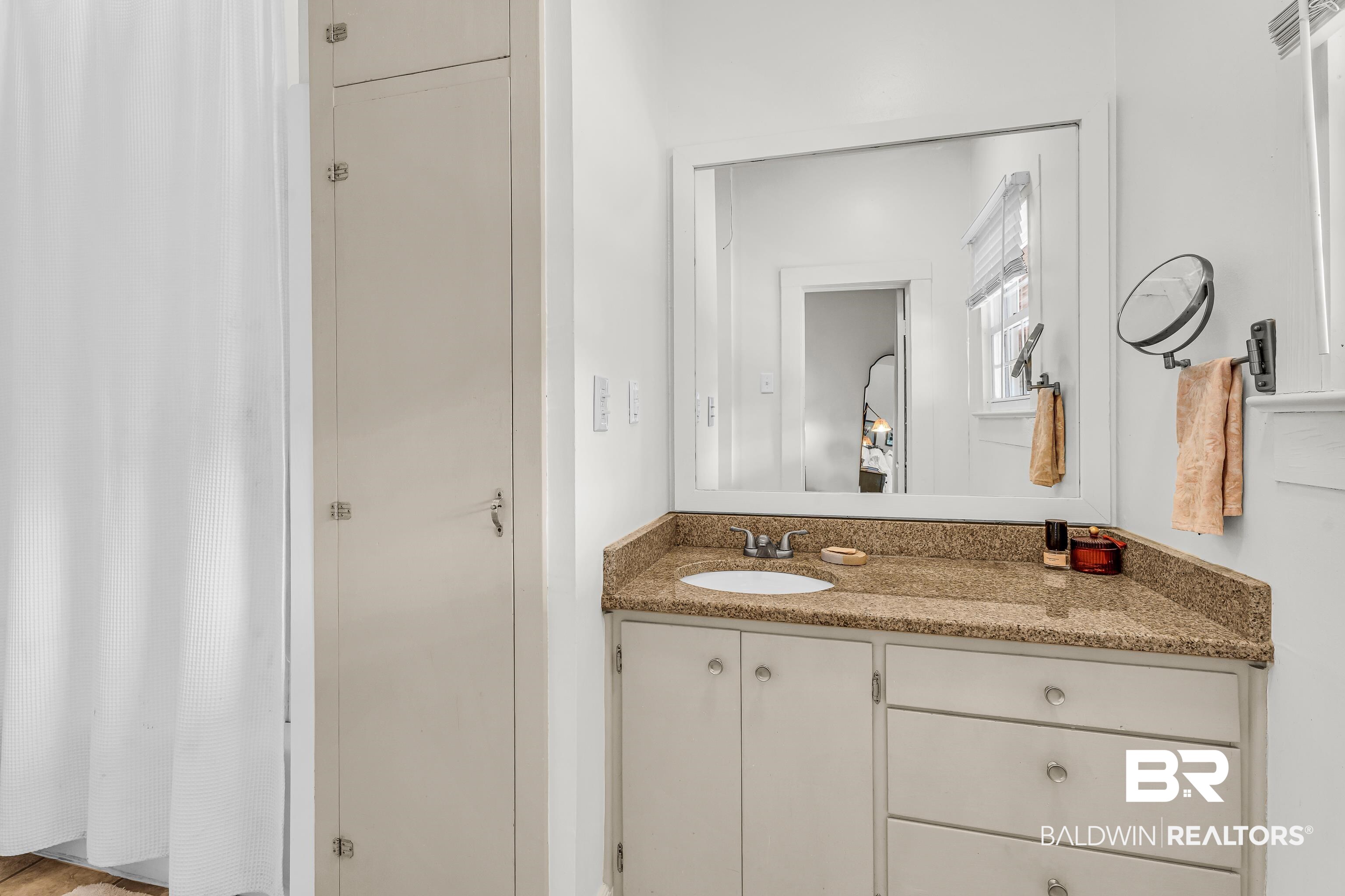 14840 Bluff Road Summerdale, AL 36580 - Photo 18 of 38 Primary Bath