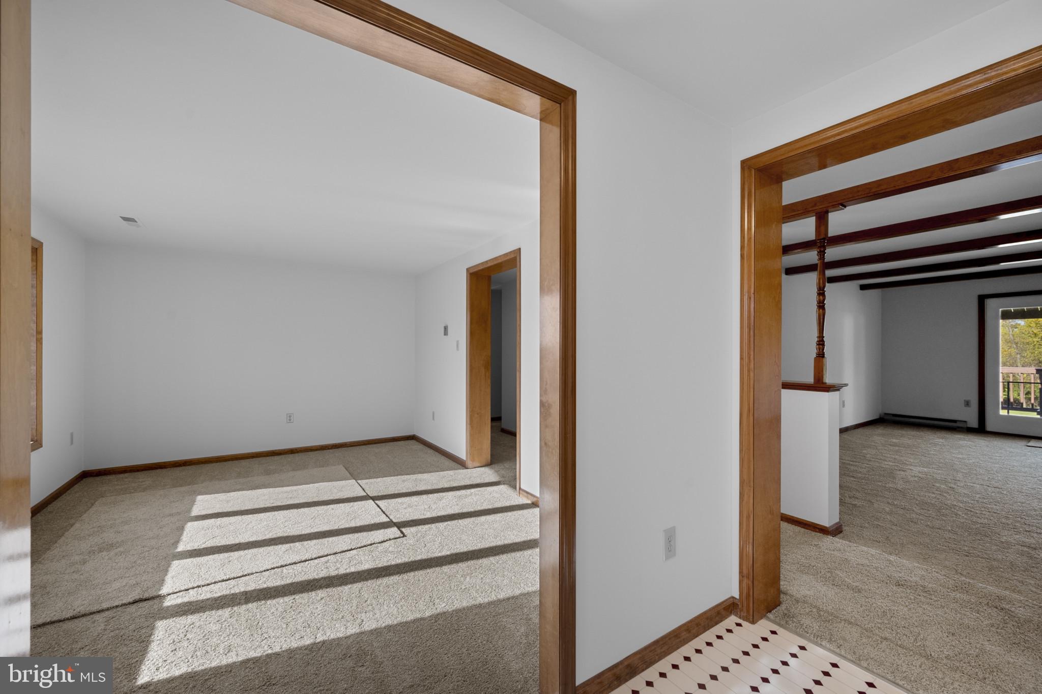 3226 Bidle Road Middletown, MD 21769 - Photo 5 of 49 Main Foyer