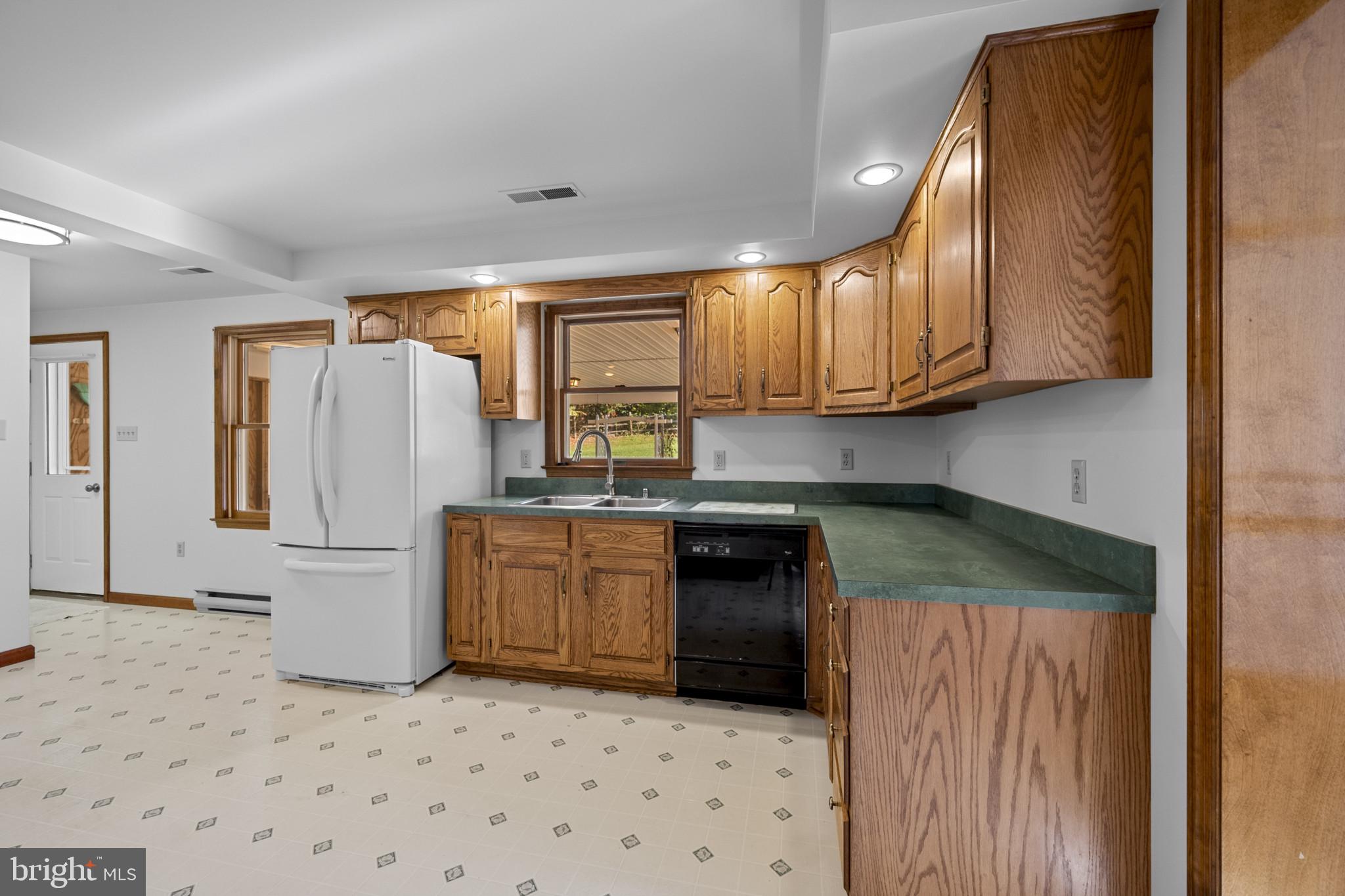 3226 Bidle Road Middletown, MD 21769 - Photo 7 of 49 Country Kitchen