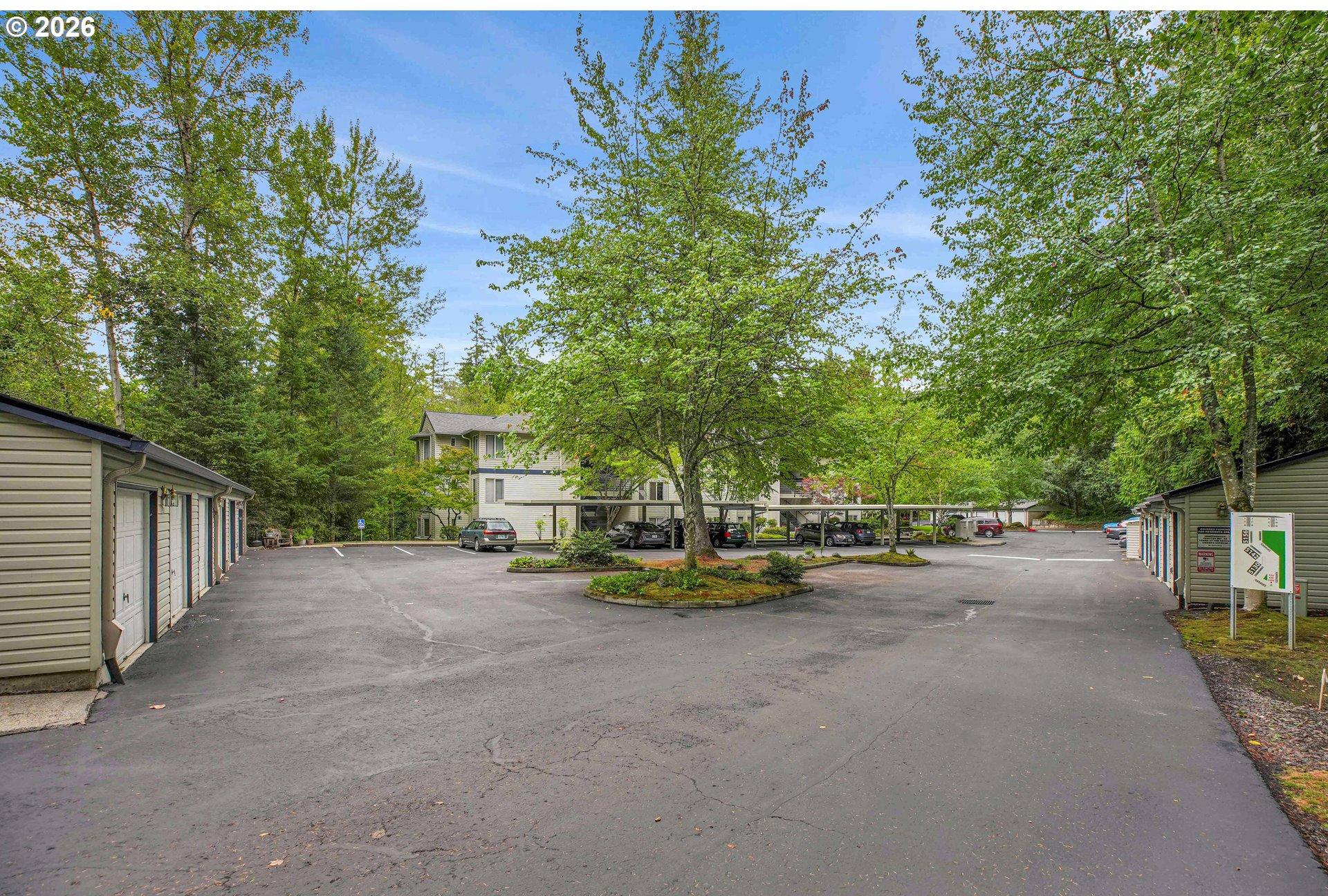 5130 Southwest Multnomah Boulevard, Unit L Portland, OR 97219 - Photo 43 of 48 Gallery Image 43